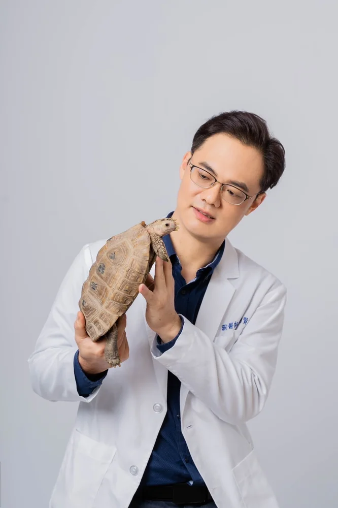 周明賢院長與陸龜